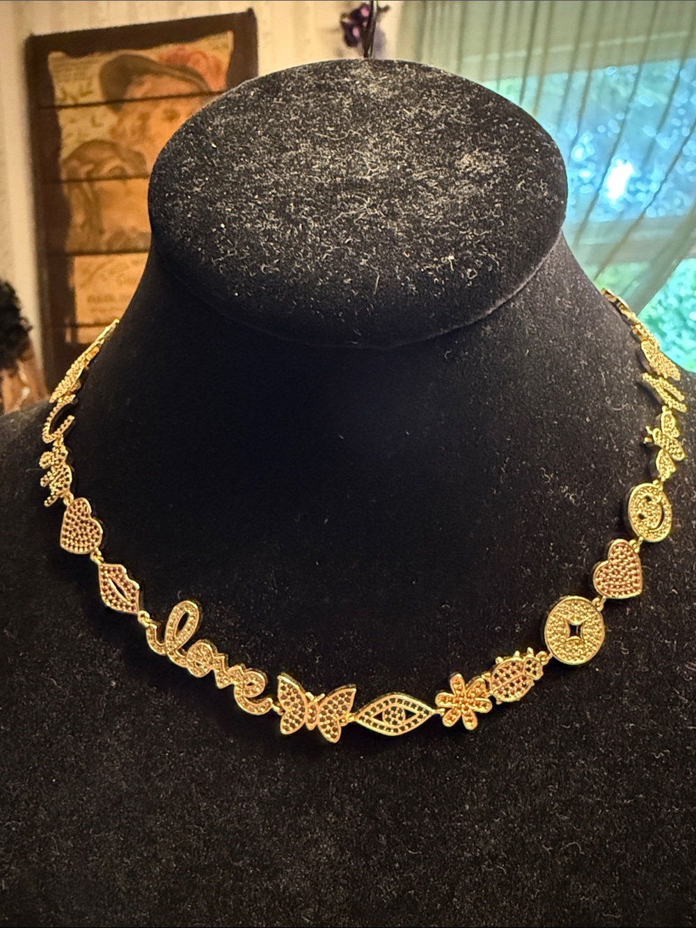New unusual love and luck Pave Goldtone necklace w glass crystal stone stations